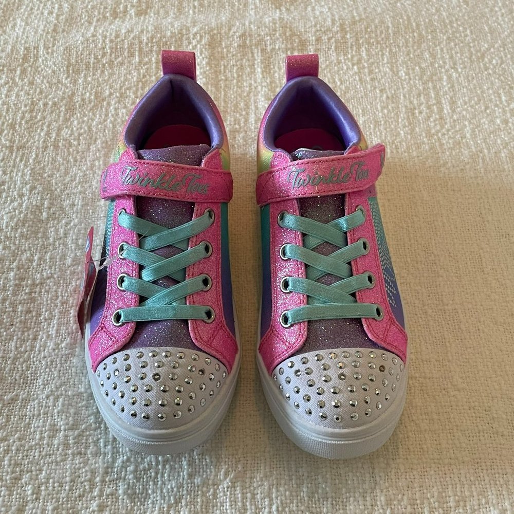 Skechers Kids' Twinkle Toes Light Up Sneaker Big Kid - Size 2 (NWT)